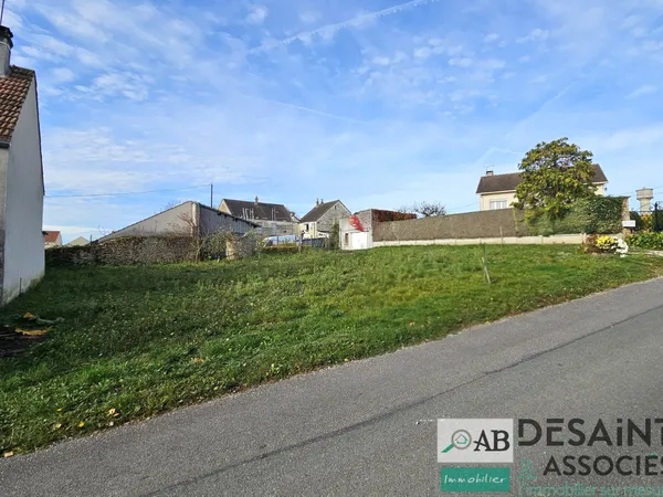 Terrain 569m2 Façade 23m 