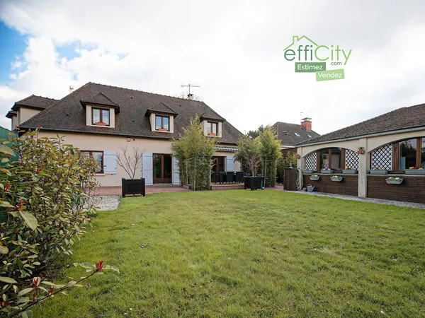 Maison 8 pièces 215 m² 