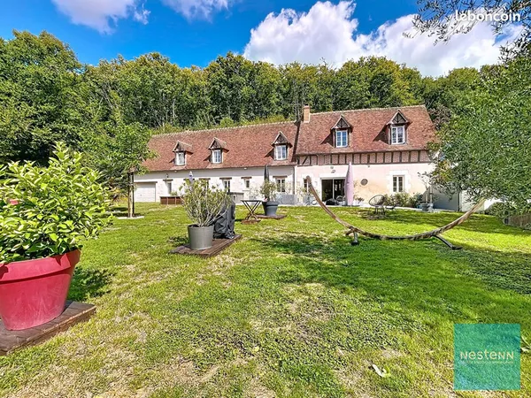 Longère 8 pièces 251 m² 