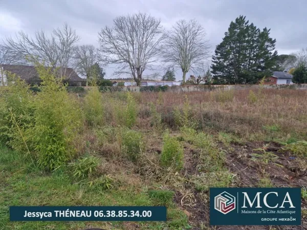Terrain 822 m² 
