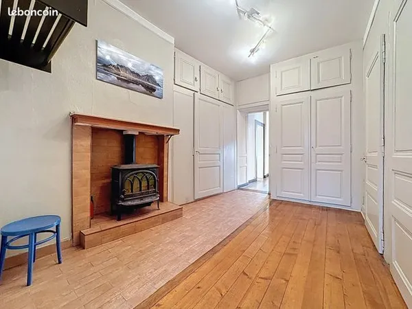 Appartement 7 pièces 192 m² 