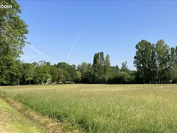 Terrain 10293 m² 