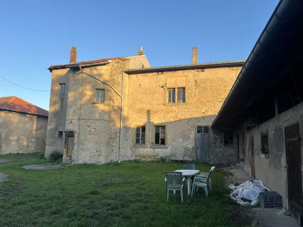 Extraordinaire domaine unique dans un emplacement stratégiqu 