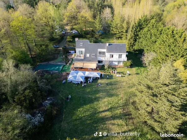 Propriété 12 pièces 350 m² 