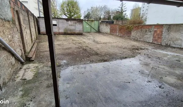 Terrain 200 m² 