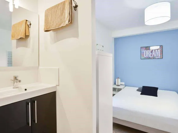 Studio 1 pièce 15 m² 