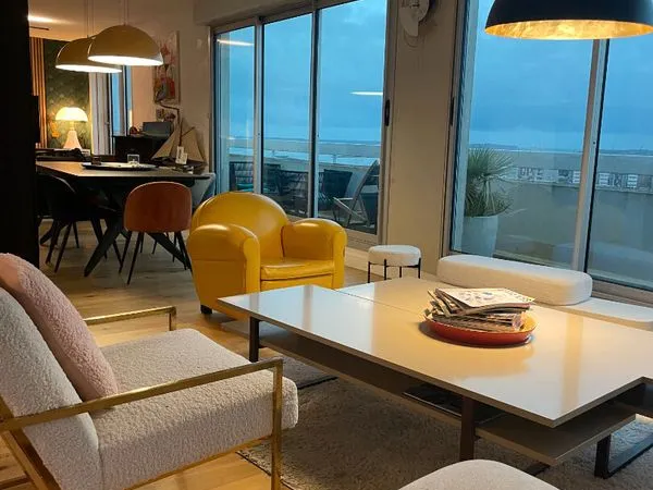 Appartement 5 pièces 150 m² 