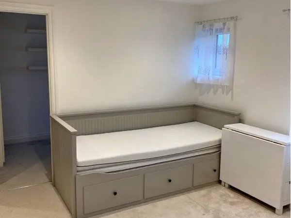 Chambre à louer semi 