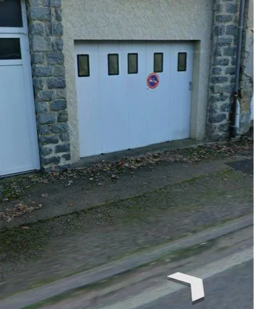 Local pour stockage / garde meubles / garage 