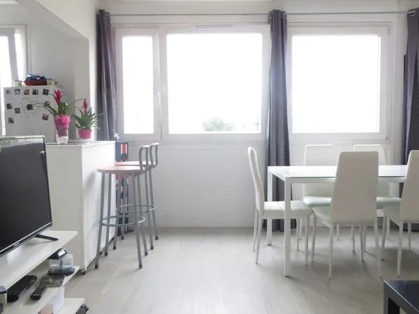 Studio de 30 m² dans une résidence calme et sécurisée - Quartier Orgemont Colonie 