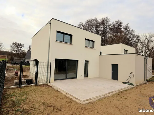 Maison 5 pièces 105 m² 