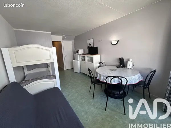 Studio 1 pièce 23 m² 