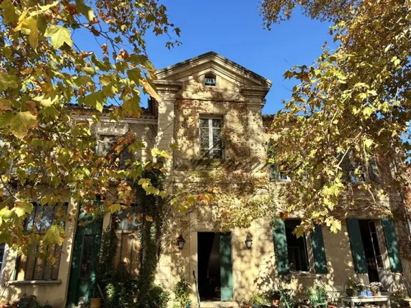 Charmante maison de maître avec piscine, près de l'Isle-sur-la-S 