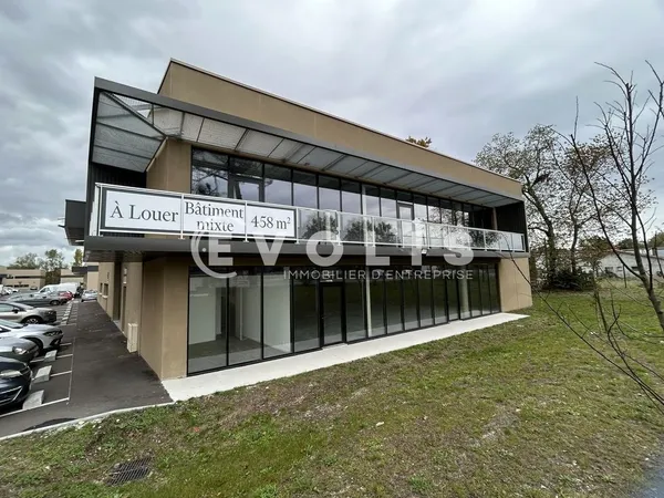 Locaux d'activité - A LOUER - 459 m² non divisibles 