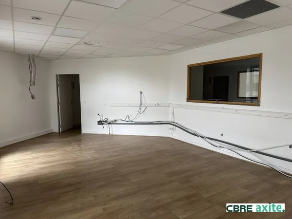 Bureaux 247 m² 