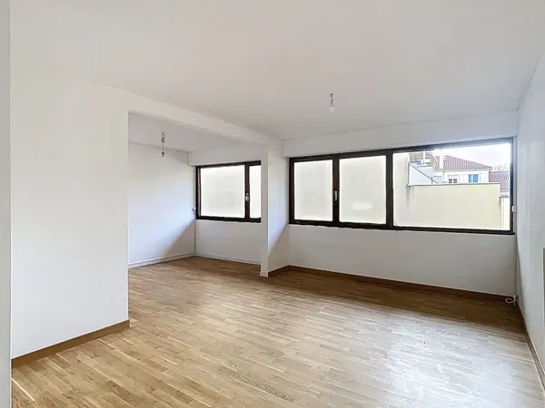 Appartement 3 pièces 61 m² 