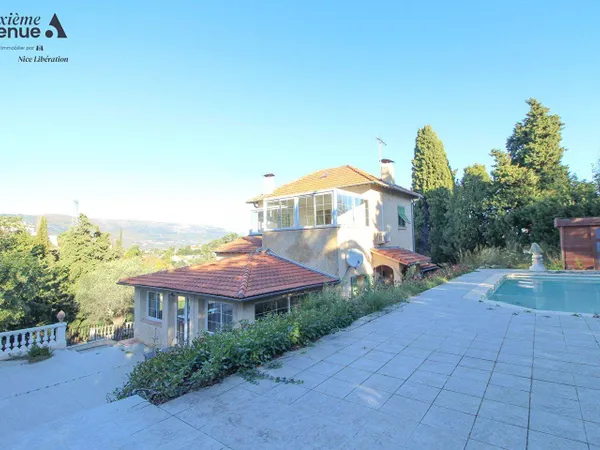 Maison 5 pièces 148 m² 
