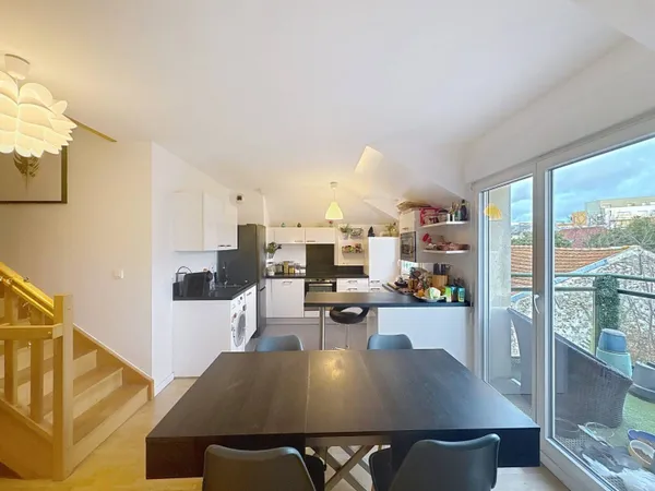 Duplex 4 pièces 82 m² 