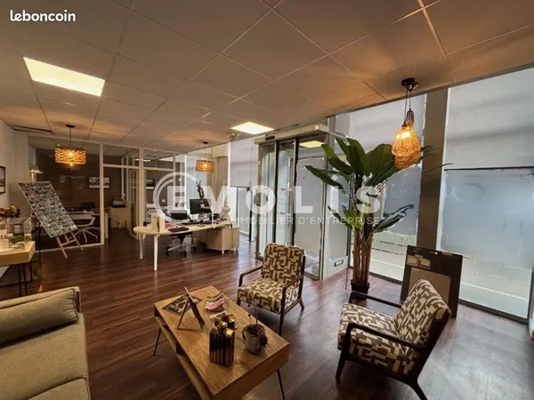 Local commercial 90 m² 