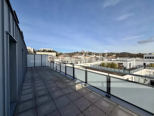 Appartement 3 pièces 81 m² 
