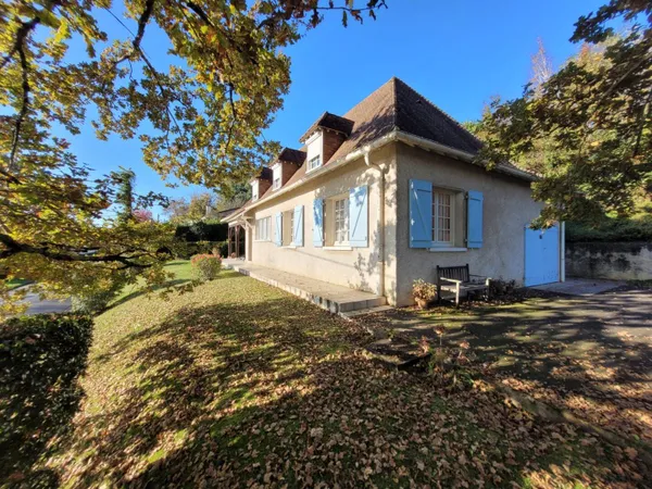 Maison 5 pièces 148 m² 
