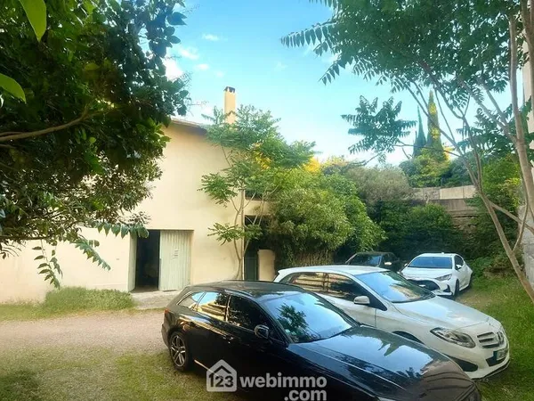 Maison 8 pièces 185 m² 