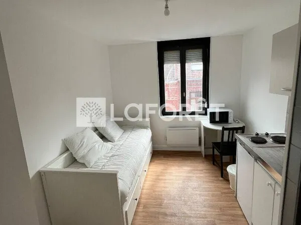 Studio 1 pièce 10 m² 