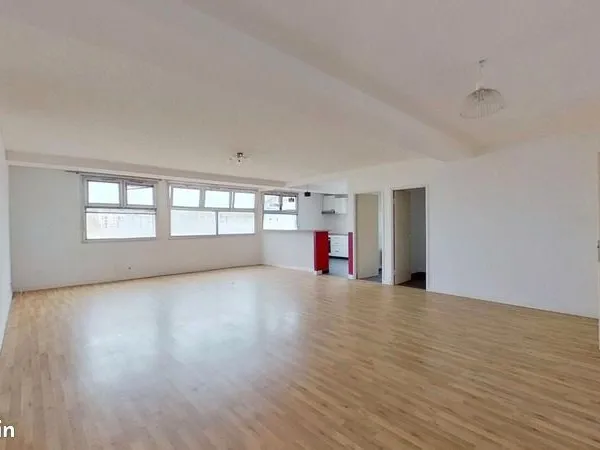 Bureaux 239 m² 