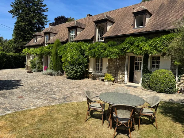 Maison 6 pièces 200 m² 