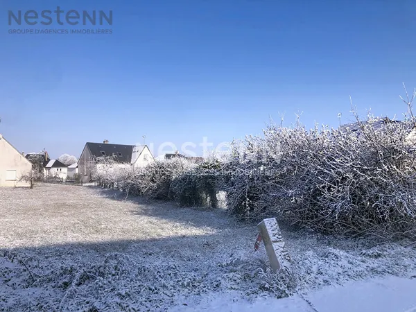 Vineuil - terrain à bâtir - emplacement rare - Tout le coeur de village et Intermarché à pied 