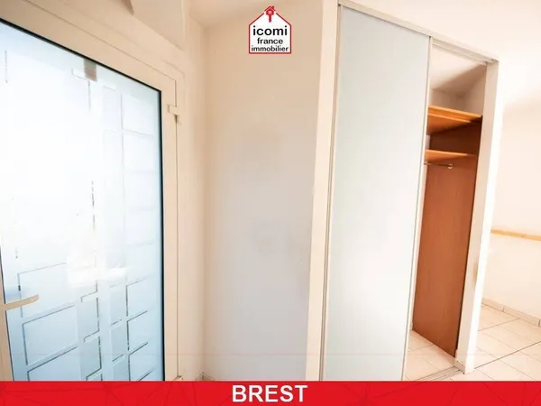 Maison de plain-pied 5 pièces 121 m² 