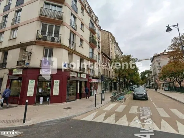 Local commercial 145 m² 