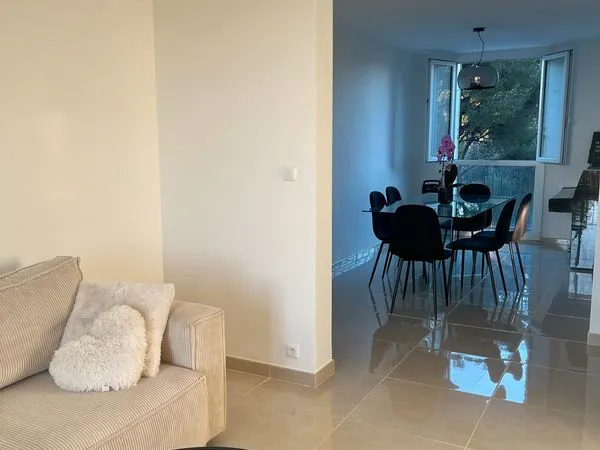 Appartement T3 (ancien T4) avec vue dégagée - Résidence Château Belmont, Saint-Jérôme 
