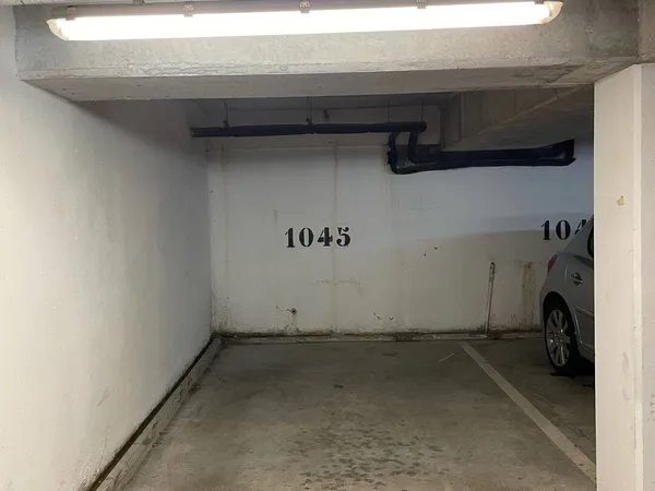 Parking 12 m² 