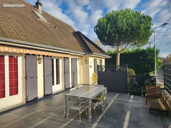 Jolie maison a chaumontel 