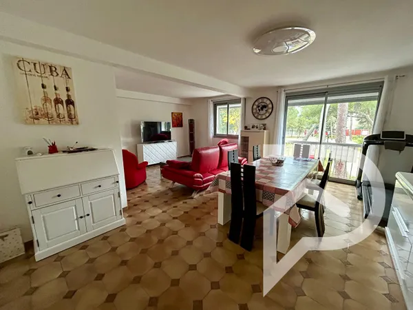 Appartement Balaruc Les Bains 3 pièce(s) 92.20 m2 