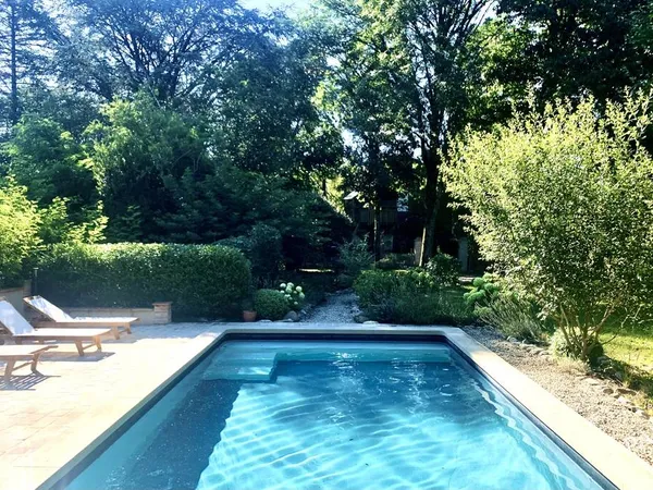 Maison 16 pièces 305 m² 