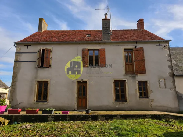 Maison de bourg 8 pièces 187m2 et dépendances 