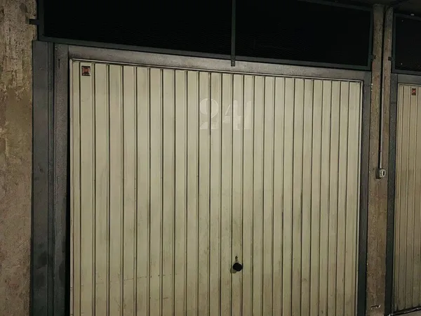 Parking 12 m² 