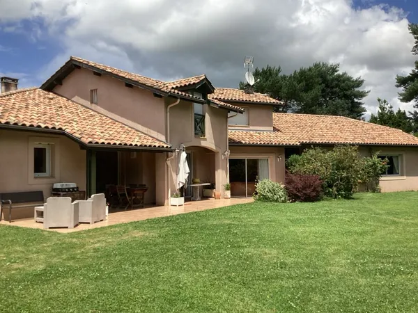 Vends maison 300m² 