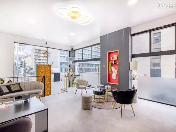 Local commercial 68 m² Lyon 6ème 