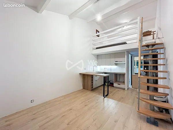 Studio 2 pièces 30 m² 