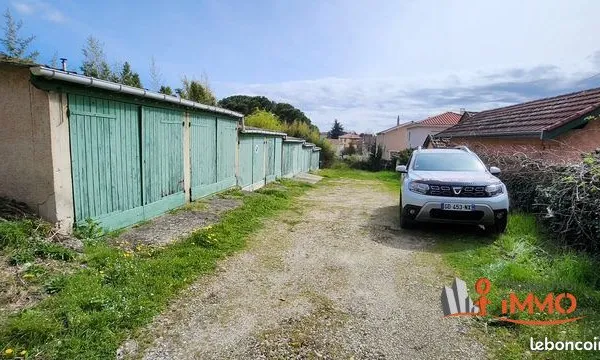 Parking/box 539 m² Givors 