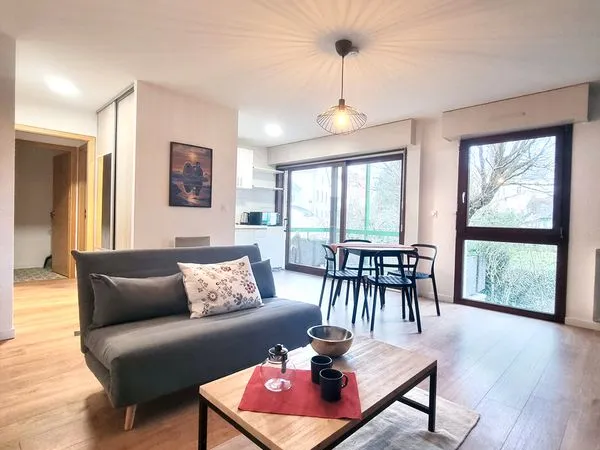 Appartement Robertsau avec terrasse et parking 