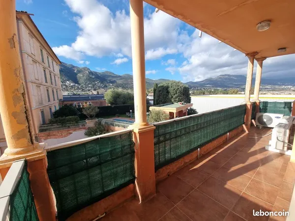 Appartement 4 pièces 106 m² 