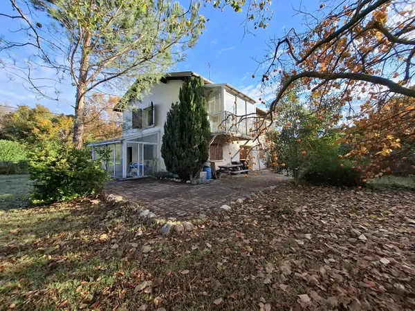 Maison T3 à rénover avec grand terrain - 7 531 m² - Idéale pour projet de rénovation 