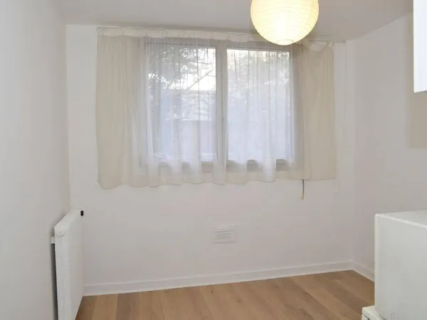 Studio 1 pièce 13 m² 