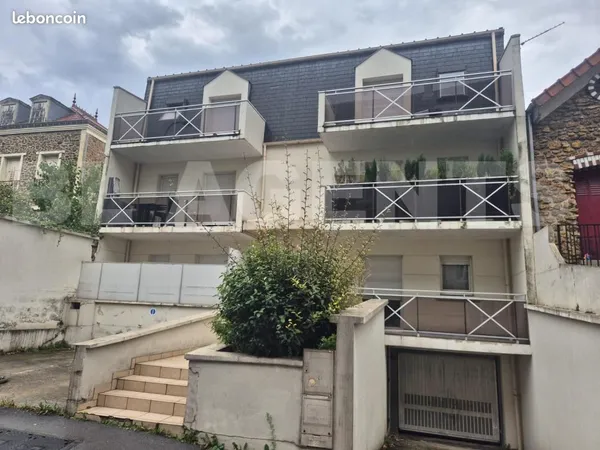 Studio 1 pièce 27 m² 