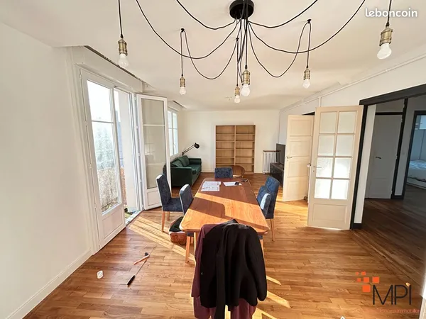 Appartement 2 pièces 65 m² 