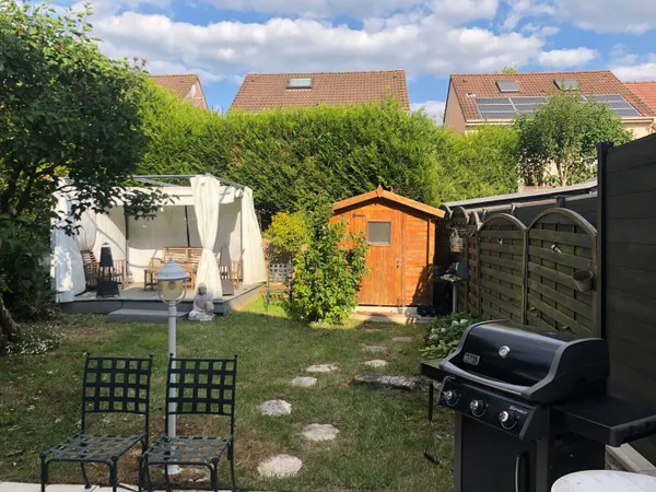Maison 6 pièces 104 m² 